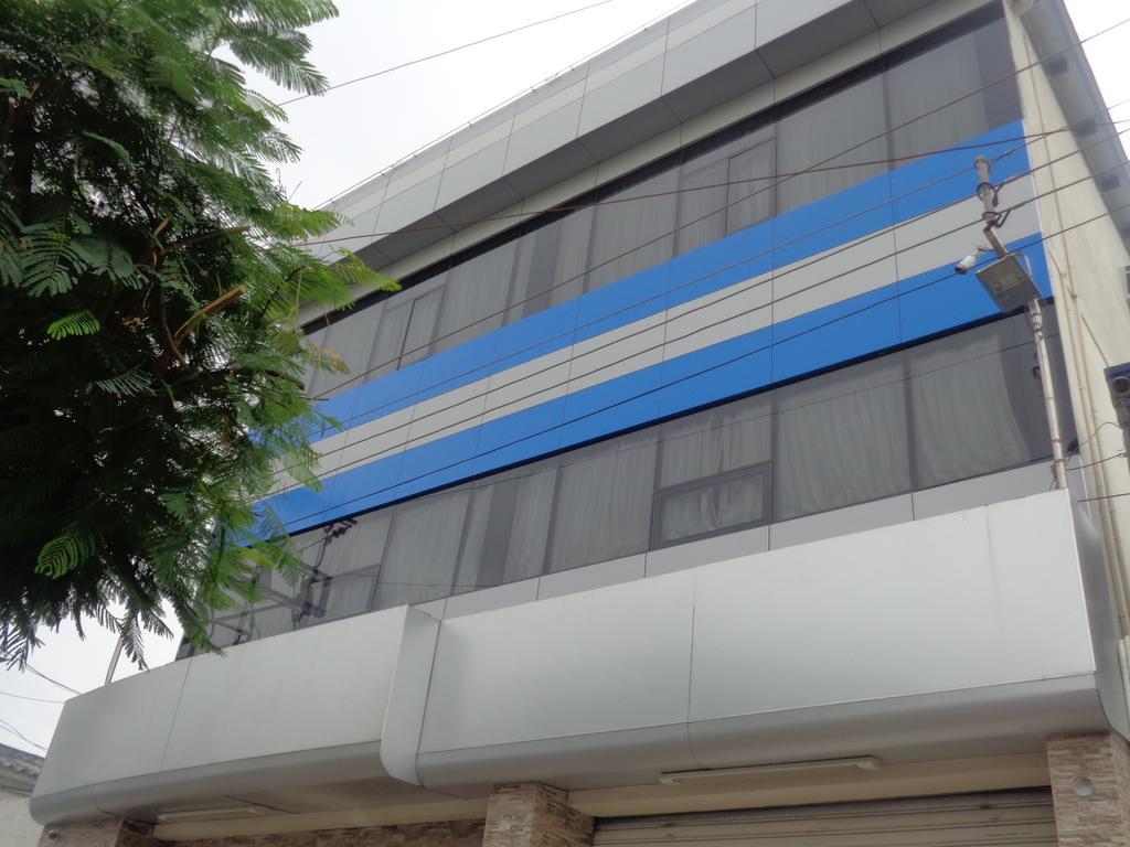 Hotel Apart Guayaquil Aeropuerto Exterior photo