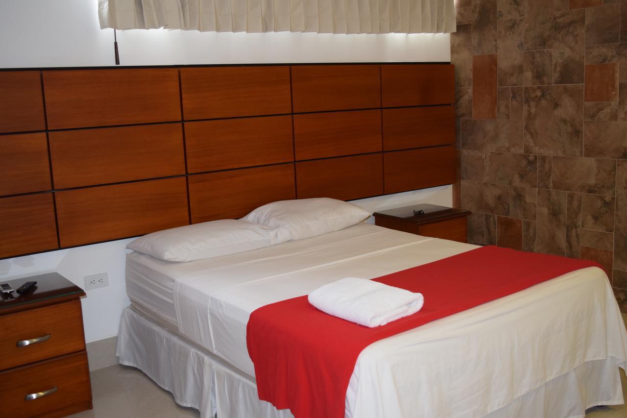 Hotel Apart Guayaquil Aeropuerto Exterior photo