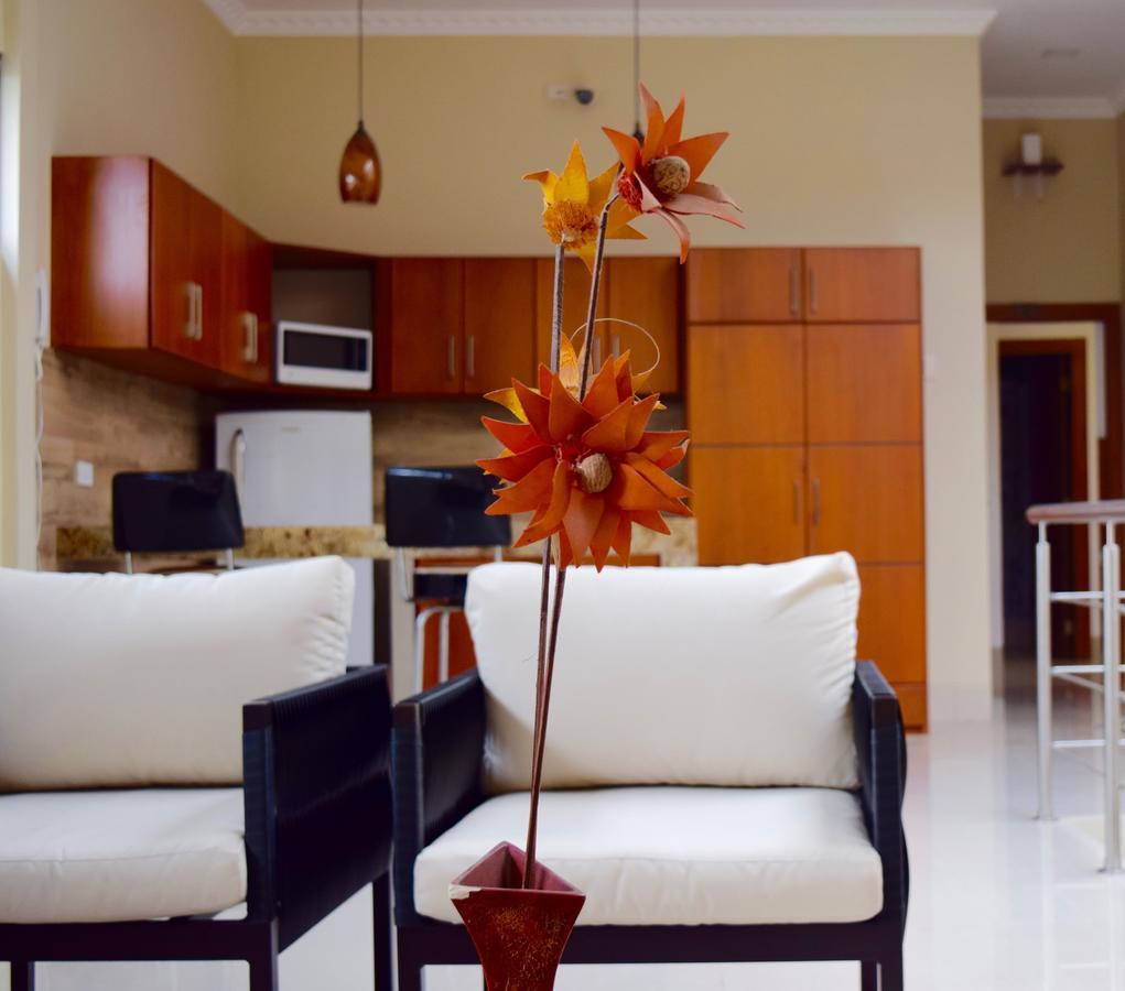 Hotel Apart Guayaquil Aeropuerto Exterior photo